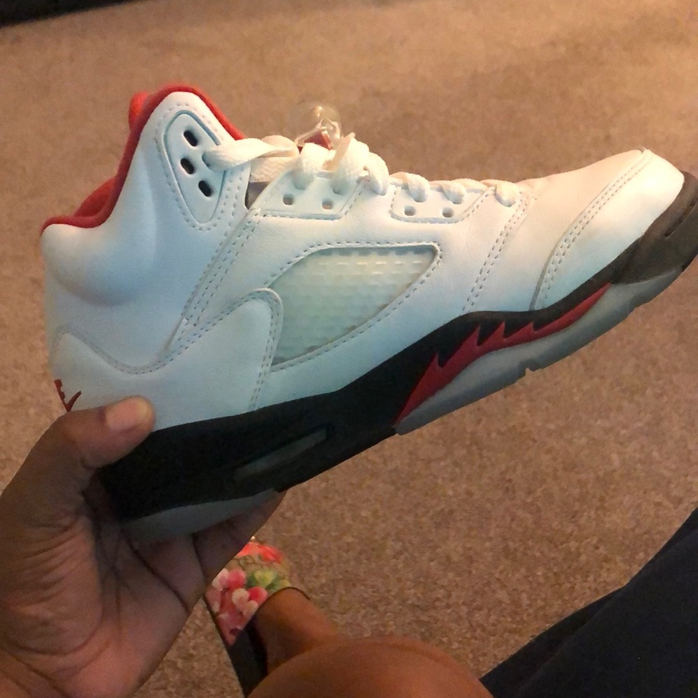 Jordan retro 5’s